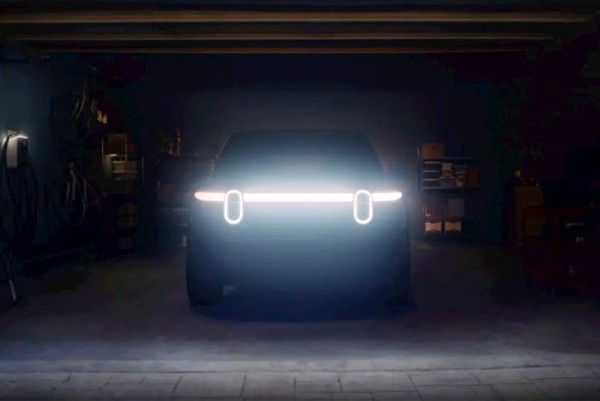 Дайджест дня: кроссовер Rivian, седаны Hyundai и другие события индустрии Дайджест дня: кроссовер Rivian, седаны Hyundai и другие события индустрии