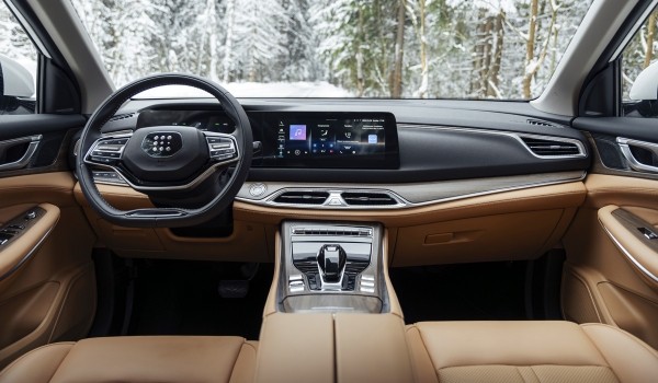 Семиместный кроссовер Evolute i-Space: оснащение и цена Семиместный кроссовер Evolute i-Space: оснащение и цена