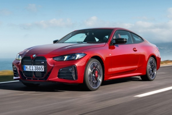 Обновлены купе и кабриолеты BMW четвертой серии Обновлены купе и кабриолеты BMW четвертой серии