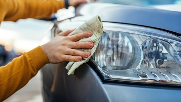 Адвокат Филиппов: российские водители могут получить штраф за грязные фары Адвокат Филиппов: российские водители могут получить штраф за грязные фары