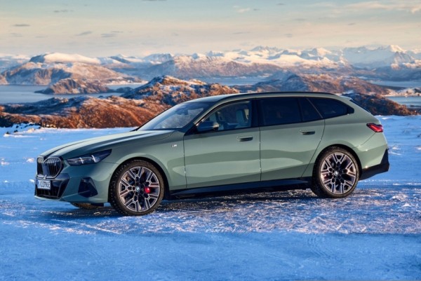 Новый универсал BMW пятой серии: дизель и электричество Новый универсал BMW пятой серии: дизель и электричество
