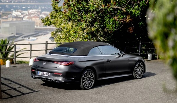 Кабриолет Mercedes-Benz CLE вышел вслед за купе