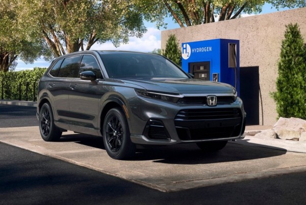 Серийный кроссовер Honda CR-V e:FCEV: водород с подзарядкой