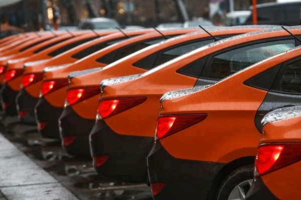 Эксперт Autonews.ru ответил, что выгоднее: покупка авто, такси или каршеринг Эксперт Autonews.ru ответил, что выгоднее: покупка авто, такси или каршеринг