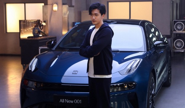 В Китае показан обновленный лифтбек Zeekr 001 В Китае показан обновленный лифтбек Zeekr 001