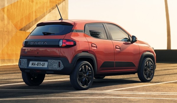 Хэтчбек Dacia Spring: масштабный рестайлинг Хэтчбек Dacia Spring: масштабный рестайлинг