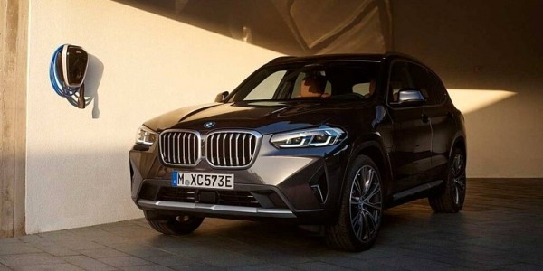 Компания Volvo обновляет названия моделей своих электромобилей