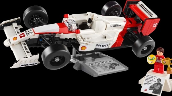 Lego выпустил модель самой легендарной машины Сенны F1 
