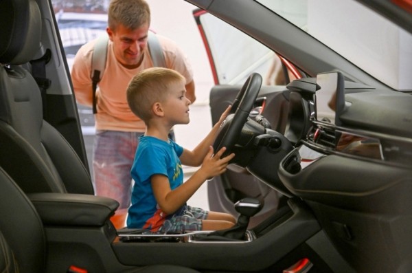 Россияне рассказали о 10 самых важных опций в автомобиле