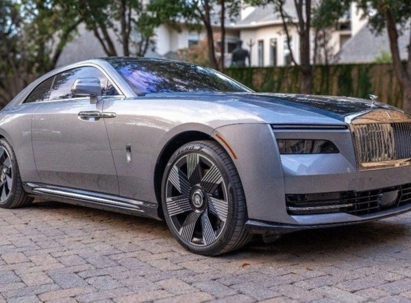 ТОП-10 самых дорогих автомобилей в России в феврале 2023 года ТОП-10 самых дорогих автомобилей в России в феврале 2023 года