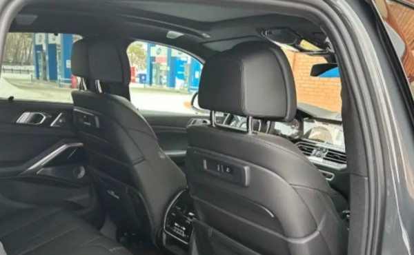 В Бийске продается новый BMW X6 с 3D ковриками за 15 млн рублей В Бийске продается новый BMW X6 с 3D ковриками за 15 млн рублей