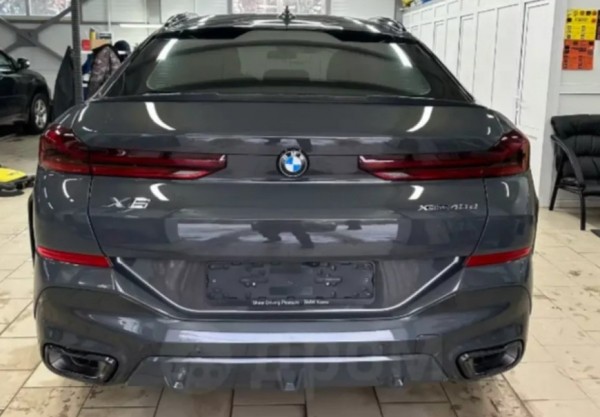 В Бийске продается новый BMW X6 с 3D ковриками за 15 млн рублей В Бийске продается новый BMW X6 с 3D ковриками за 15 млн рублей