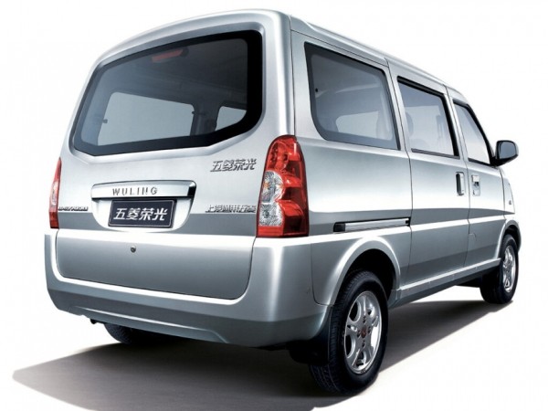 В Китае стартовала продажа соперника ГАЗ «Соболь» по цене «Гранты» В Китае стартовала продажа соперника ГАЗ «Соболь» по цене «Гранты»