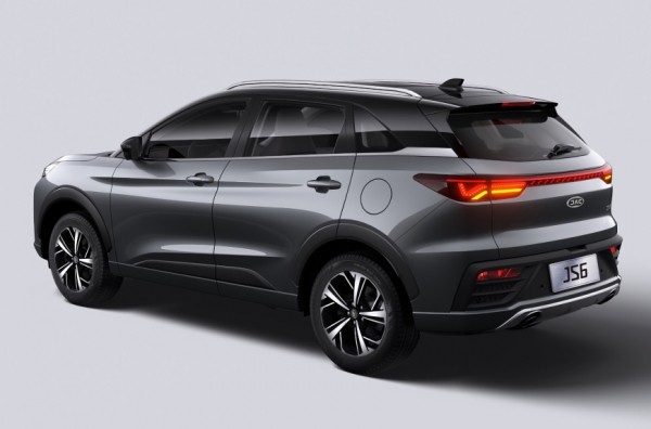 В первой половине февраля только один автобренд изменил цены на автомашины в России В первой половине февраля только один автобренд изменил цены на автомашины в России