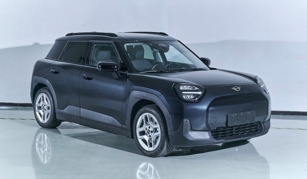 Раскрыта внешность серийного кроссовера Mini Aceman Раскрыта внешность серийного кроссовера Mini Aceman