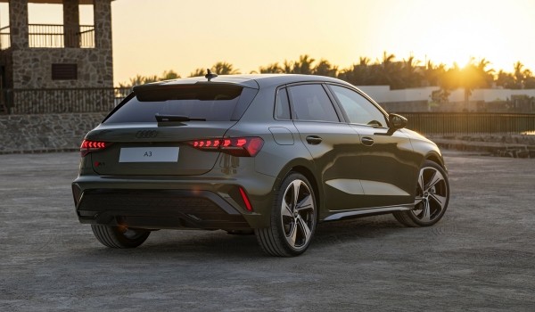 Audi A3: рестайлинг и кросс-версия Allstreet Audi A3: рестайлинг и кросс-версия Allstreet