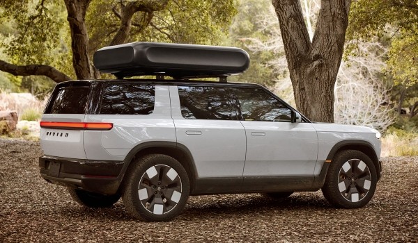 Кроссовер Rivian R2 должен стать спасением компании Кроссовер Rivian R2 должен стать спасением компании