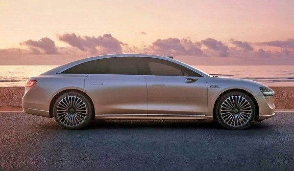 Huawei и BAIC готовят совместный седан Stelato S9 Huawei и BAIC готовят совместный седан Stelato S9