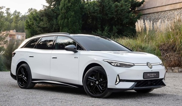 Представлены мощные модели Volkswagen ID.3 GTX и ID.7 GTX Tourer Представлены мощные модели Volkswagen ID.3 GTX и ID.7 GTX Tourer
