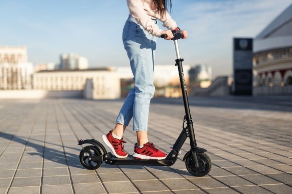 «АвтоВзгляд»: почему взрываются электросамокаты и как этого избежать «АвтоВзгляд»: почему взрываются электросамокаты и как этого избежать