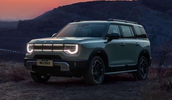 Новый кроссовер Beijing BJ30 составит конкуренцию Dargo Новый кроссовер Beijing BJ30 составит конкуренцию Dargo