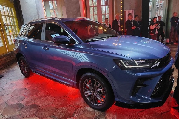 Бренд SWM заявил о готовности выхода на рынок России с тремя кроссоверами Бренд SWM заявил о готовности выхода на рынок России с тремя кроссоверами