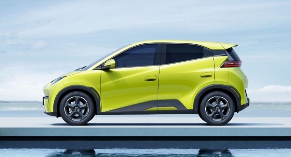 BYD снижает цены на электромобили и гибриды до уровня бензиновых авто BYD снижает цены на электромобили и гибриды до уровня бензиновых авто