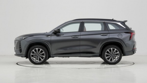 Changan CS75 Plus Champion Edition представят 20 марта, но машина уже рассекречена