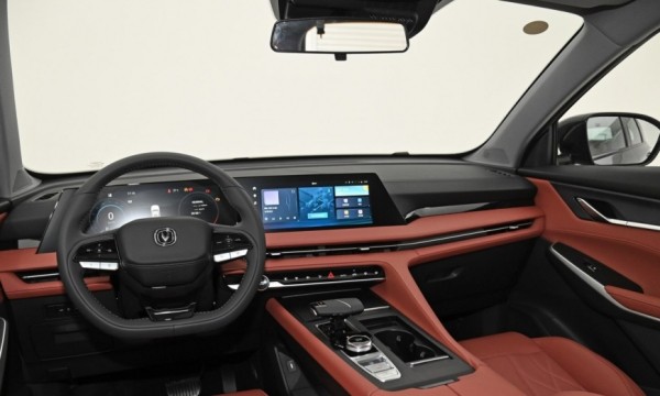Changan CS75 Plus Champion Edition представят 20 марта, но машина уже рассекречена