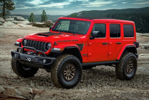 Jeep Wrangler прощается с двигателем Hemi V8 Jeep Wrangler прощается с двигателем Hemi V8