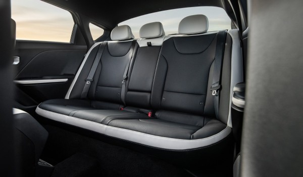 Седан Kia K4 пришел на смену Cerato Седан Kia K4 пришел на смену Cerato