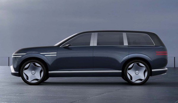 Genesis на автосалоне в Нью-Йорке: большой кроссовер и «горячая» Magma