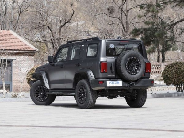 Дилеры повысили цены на внедорожник Tank в России