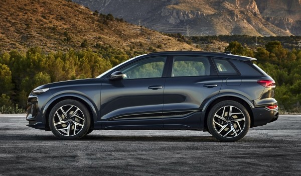 Представлен родственник Макана — кроссовер Audi Q6 e-tron