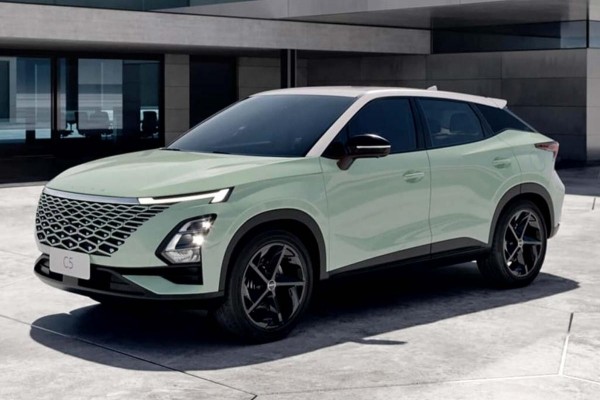 Кроссовер Omoda C5 получит более доступную версию в России Кроссовер Omoda C5 получит более доступную версию в России