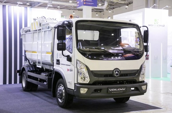 Новые мусоровозы «Валдай 8» и «Газон NEXT» попали на выставку Wasma