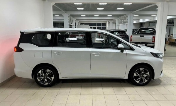 ТОП-10 недорогих минивэнов в России в марте 2024 года ТОП-10 недорогих минивэнов в России в марте 2024 года