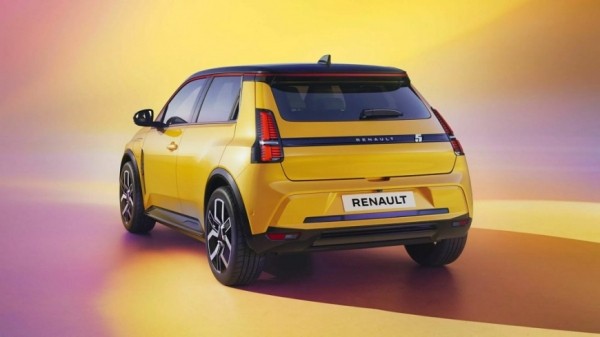В списке ожидания электрокара Renault 5 E-Tech уже 50 000 покупателей
