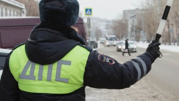 Владельцы китайских автомобилей будут получать штрафы за установку фаркопа