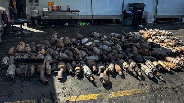 За счет чего число краж автомобилей с бесключевым доступом растет За счет чего число краж автомобилей с бесключевым доступом растет