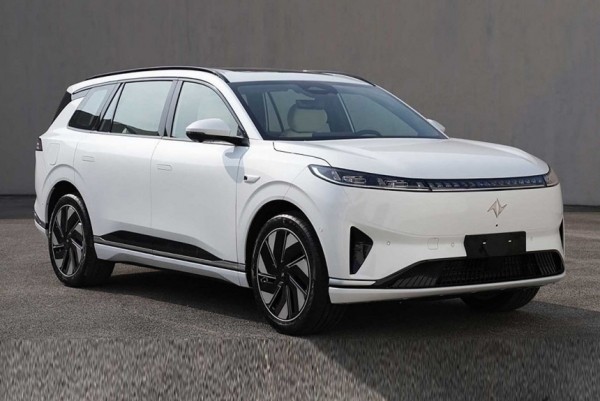 Компания Dongfeng готовит электрический кроссовер eπ 008 Компания Dongfeng готовит электрический кроссовер eπ 008