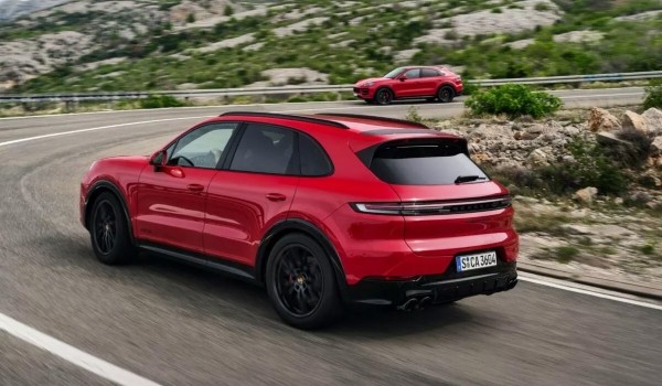 Обновленный Porsche Cayenne GTS стал заметно мощнее Обновленный Porsche Cayenne GTS стал заметно мощнее