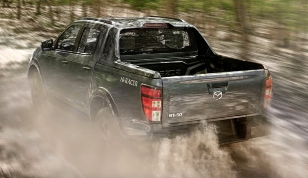 Пикап Mazda BT-50 обновлен скромнее, чем исходный Isuzu Пикап Mazda BT-50 обновлен скромнее, чем исходный Isuzu