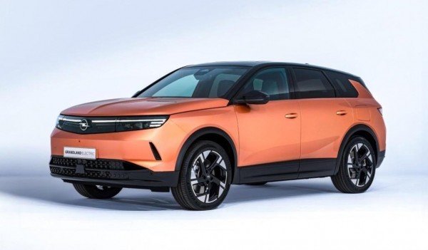 Представлен кроссовер Opel Grandland нового поколения Представлен кроссовер Opel Grandland нового поколения