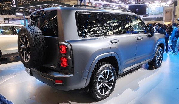 Рамный внедорожник Haval H9: второе поколение Рамный внедорожник Haval H9: второе поколение