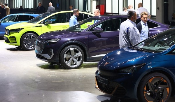 Дайджест дня: Golf на конвейере, Веста без восьмиклапанника и другие события индустрии Дайджест дня: Golf на конвейере, Веста без восьмиклапанника и другие события индустрии