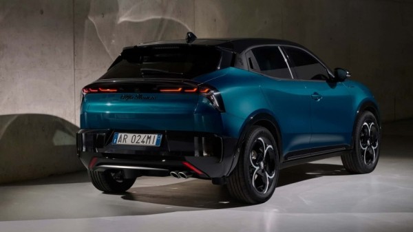 Alfa Romeo представила свой новый кроссовер Milano. Рассказываем главные фишки новинки Alfa Romeo представила свой новый кроссовер Milano. Рассказываем главные фишки новинки