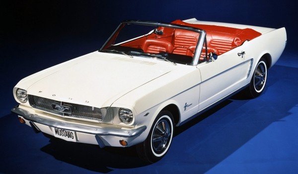 Ford Mustang празднует 60-летие: показана юбилейная версия Ford Mustang празднует 60-летие: показана юбилейная версия