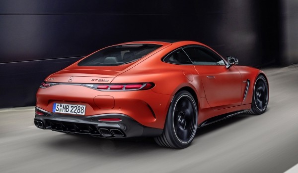 Гибрид Mercedes-AMG GT: самый динамичный серийный AMG
