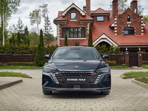 Бизнес-класс по цене «Весты». Почему стоит купить новый китайский седан DongFeng Shine Max Бизнес-класс по цене «Весты». Почему стоит купить новый китайский седан DongFeng Shine Max
